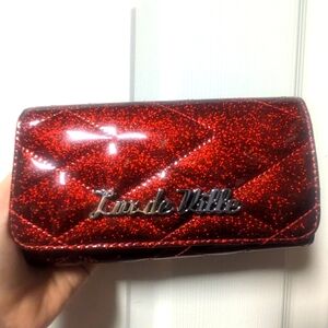 Lux De Vulle Eed Glitter Tri Fold Wallet